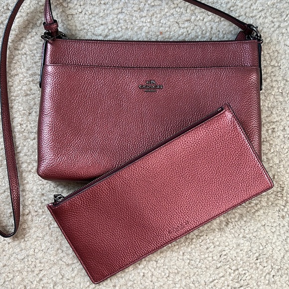 NWOT Coach crossbody bag - Picture 2 of 5